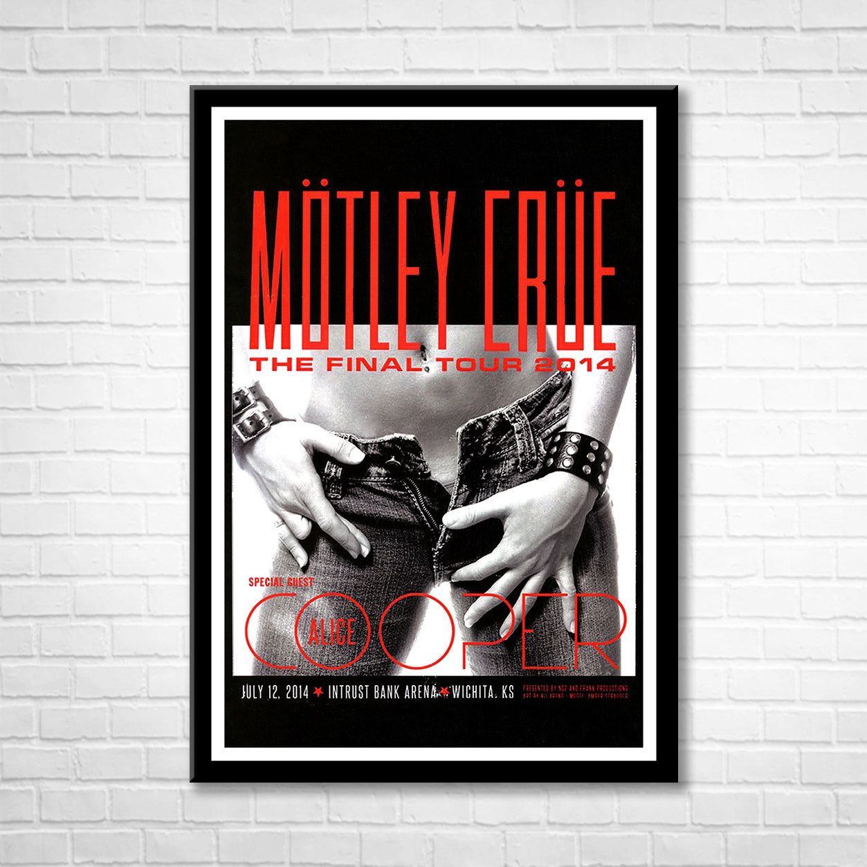 Classic Rock MOTLEY CRUE - THE FINAL TOUR Framed Reproduction Poster